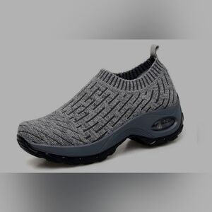 Women's ash color sneakers SIZE 7